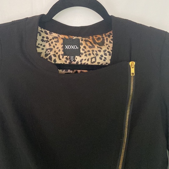 XOXO Black Jacket With Leopard Lining Size M - Picture 2 of 9